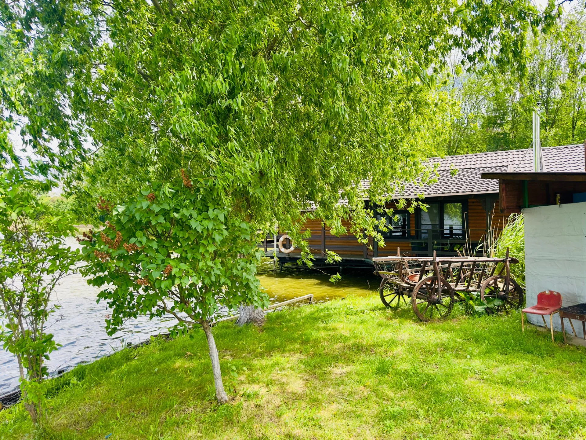 Lacul Peris
