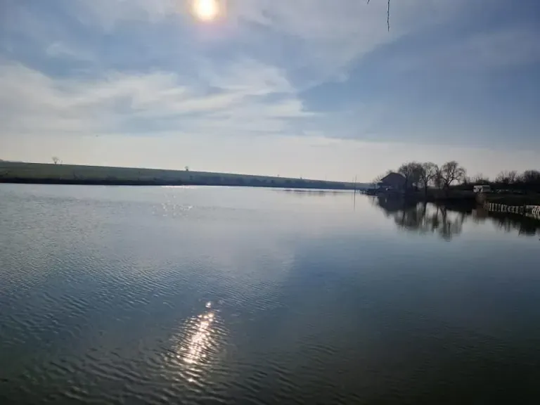 Balta CHITA LAKE - fotografie 2