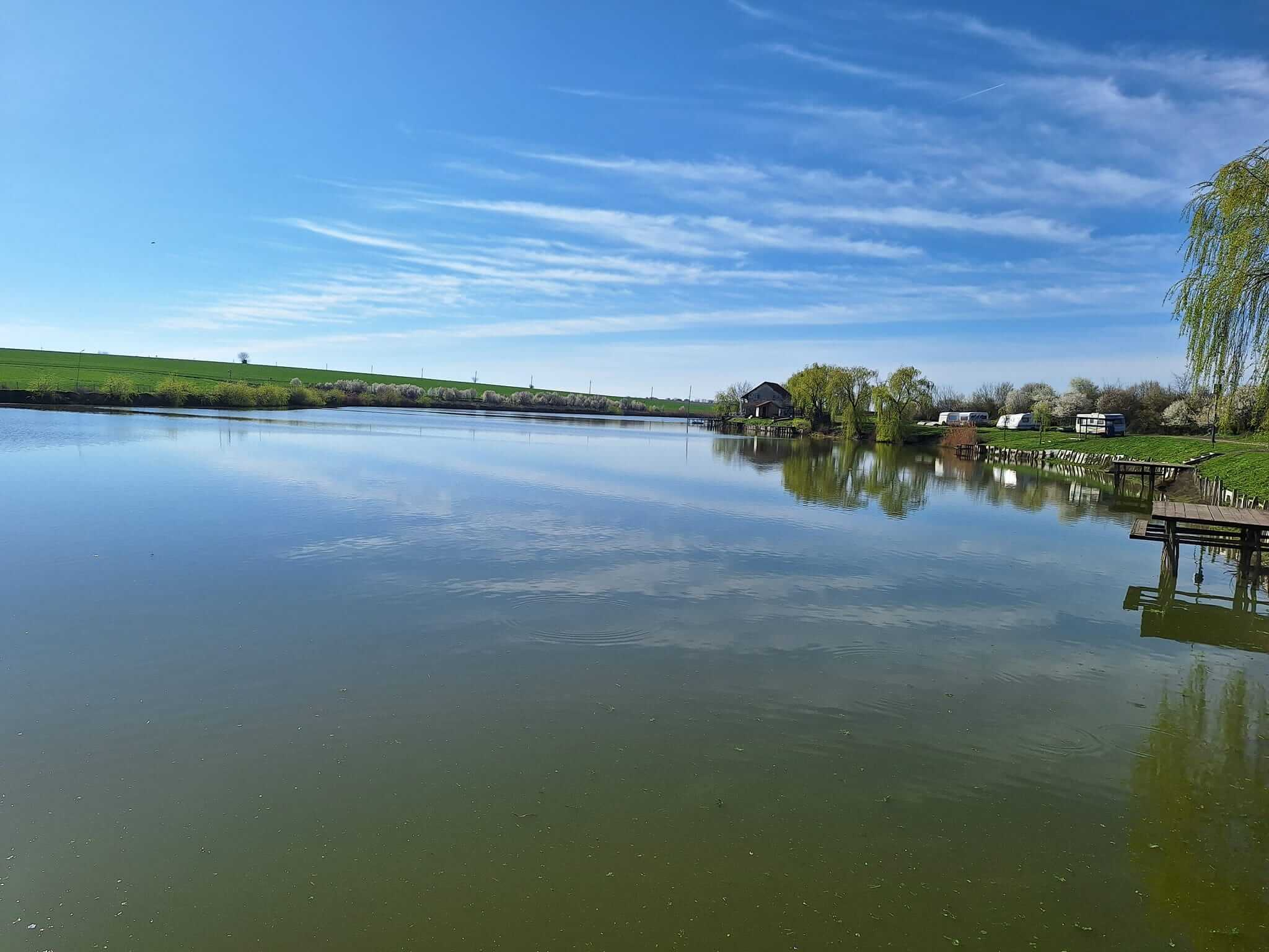 Balta CHITA LAKE - fotografie 1