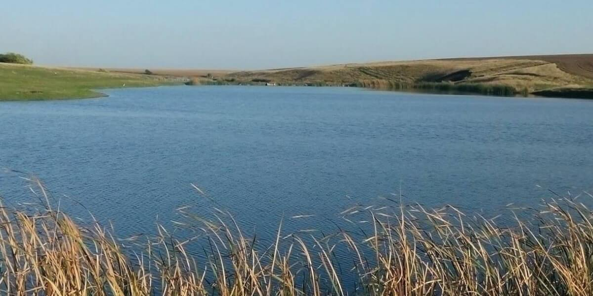 Lacul BOTENI 3